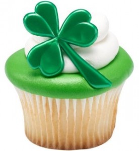 a st patrick's day cupcake